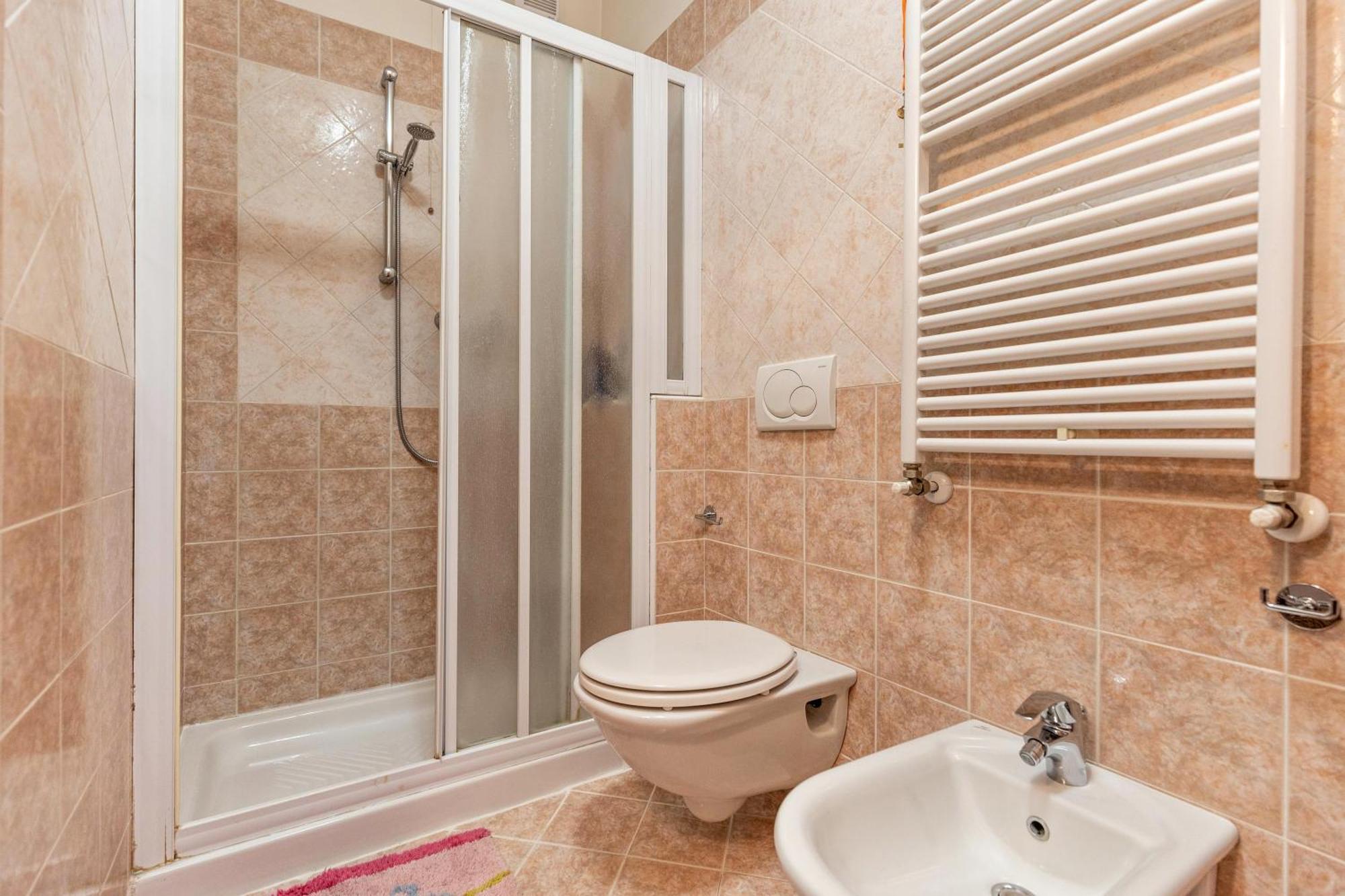 Bluemoon -Luminoso Apt Con Piscina Lazise Exterior foto